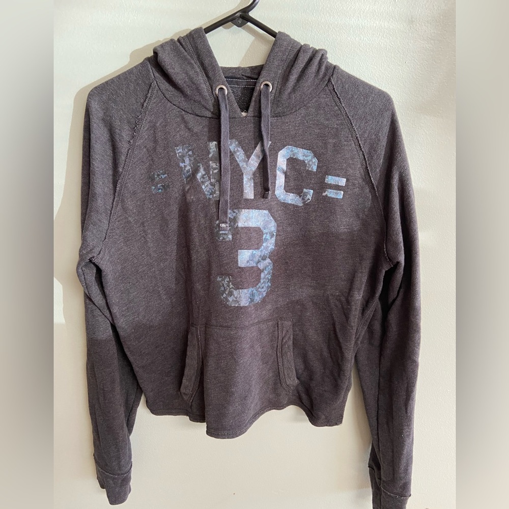 Aeropostale Women’s size L Grey NYC New York Hoodie Sweatshirt